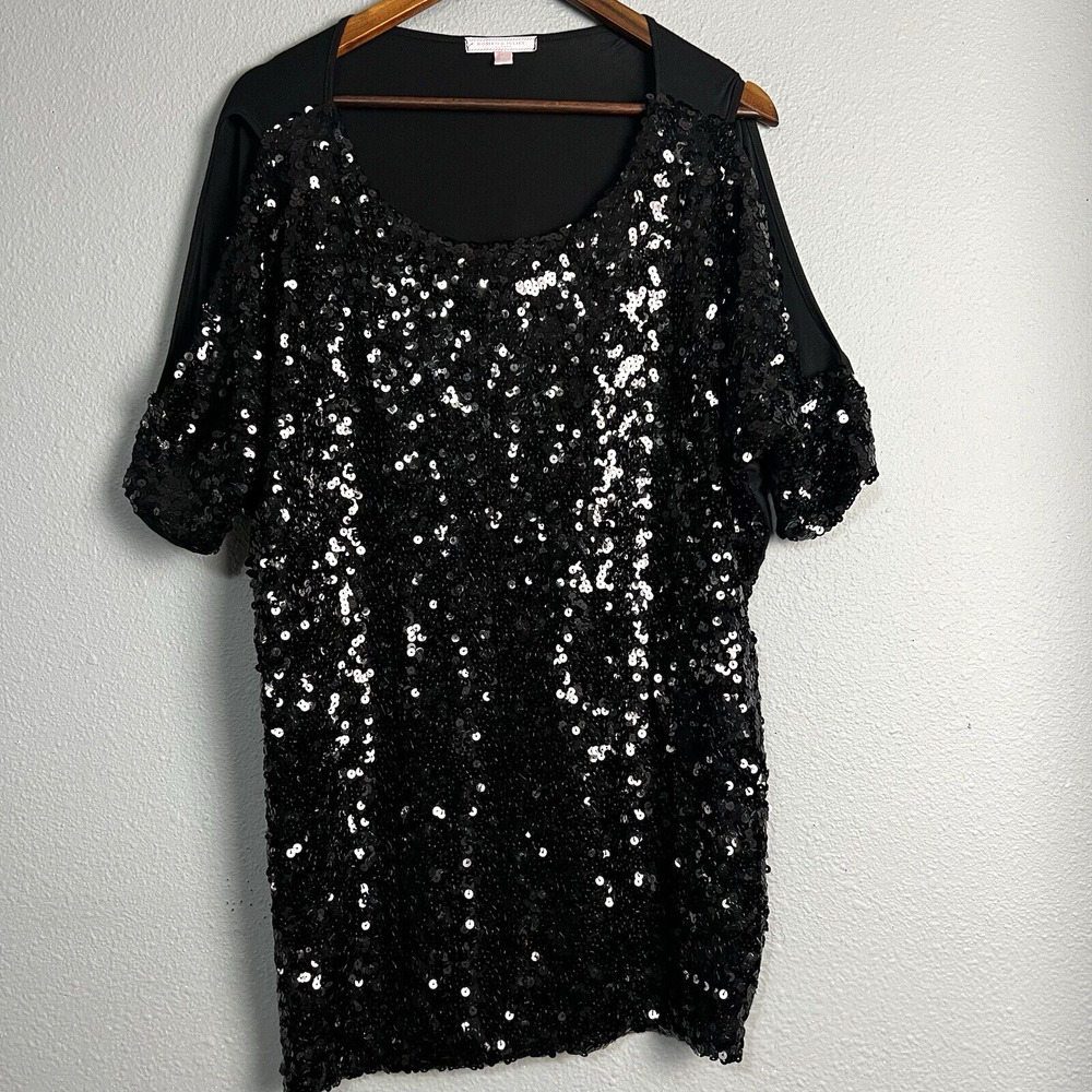 Romeo &‎ Juliet Couture Size M Scoop Neck Cold Shoulder Sequin Holiday NYE Tunic
